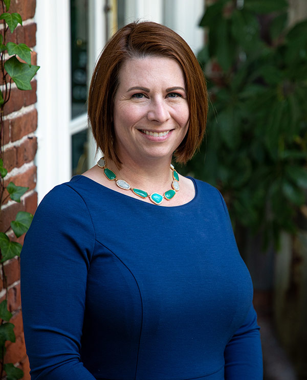 Photo of Laura Bell Hardy